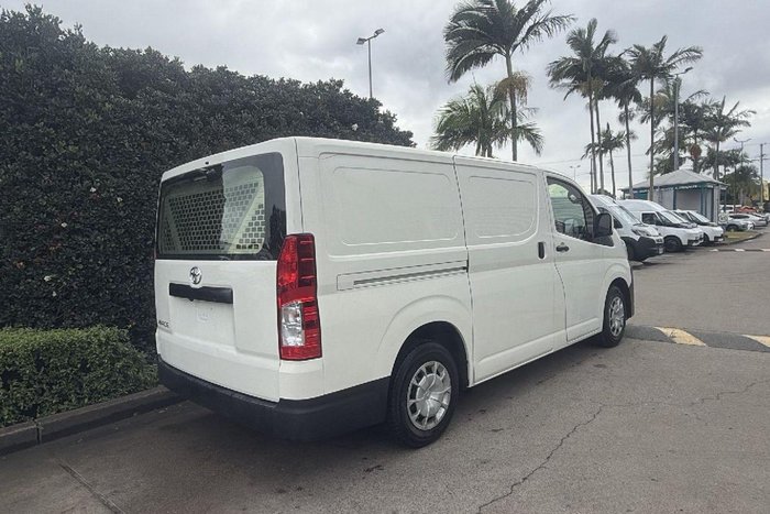 2022 Toyota Hiace