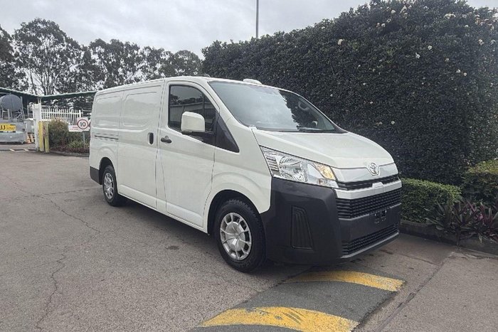 2022 Toyota Hiace