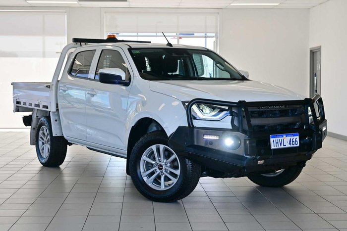 2022 Isuzu D-MAX LS-M