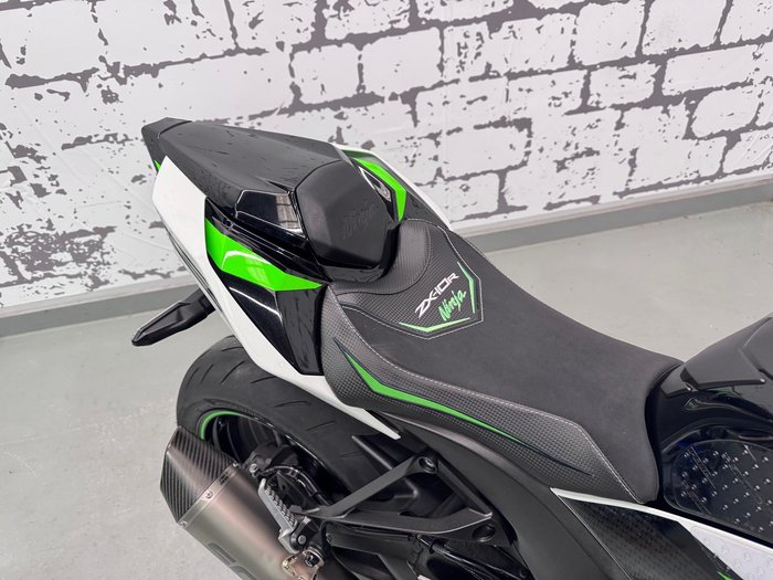 2023 Kawasaki Ninja ZX-10R ABS Ninja White