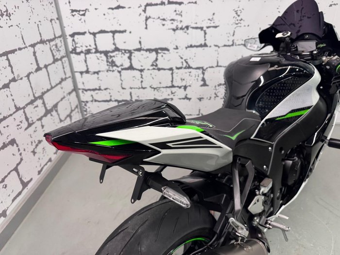 2023 Kawasaki Ninja ZX-10R ABS Ninja White