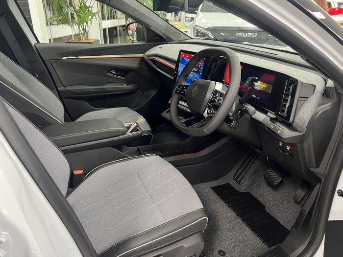 2026 Renault Scenic E-Tech techno long range No Series Pearl White