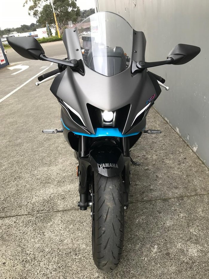2024 Yamaha YZF-R7 LAMs