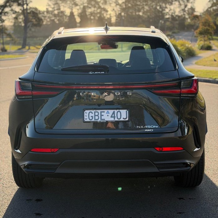 2026 Lexus NX 450h+ Luxury