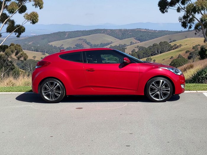 2016 Hyundai Veloster +
