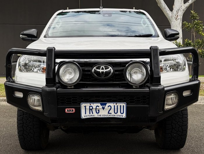 2020 Toyota Hilux SR