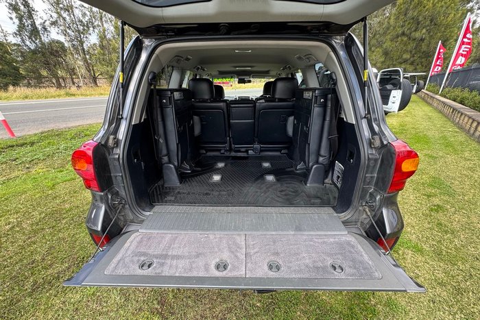 2014 Toyota Landcruiser VX