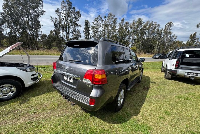 2014 Toyota Landcruiser VX
