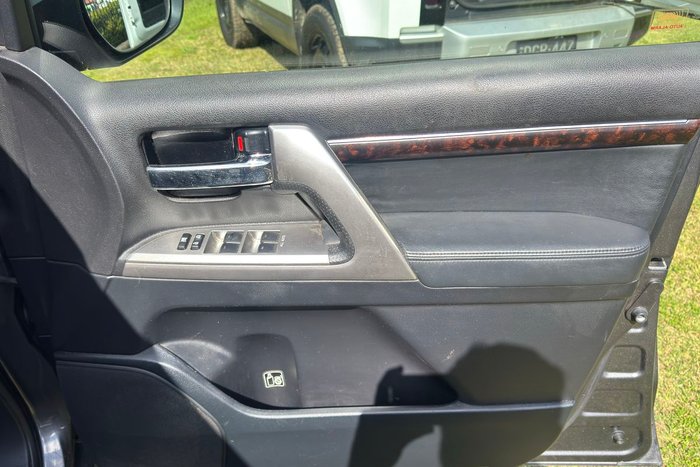 2014 Toyota Landcruiser VX