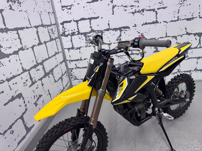 2025 Sur-Ron Hyper Bee 14/12 Hyper Bee Yellow