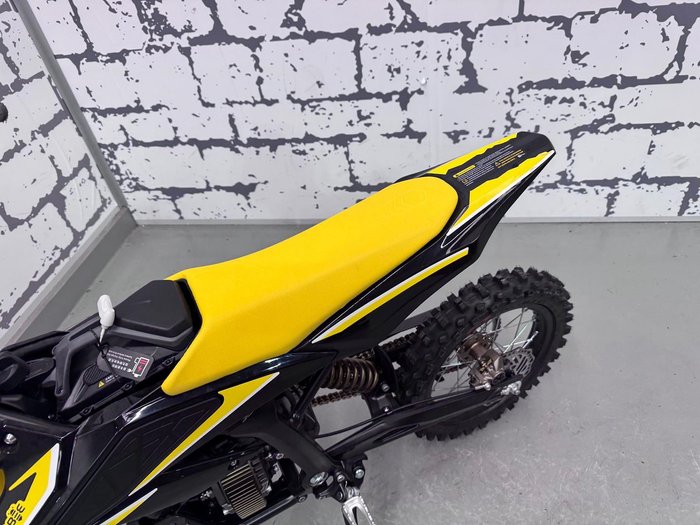 2025 Sur-Ron Hyper Bee 14/12 Hyper Bee Yellow