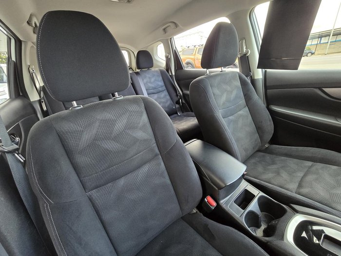 2016 Nissan X-TRAIL ST