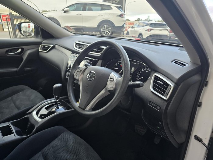2016 Nissan X-TRAIL ST