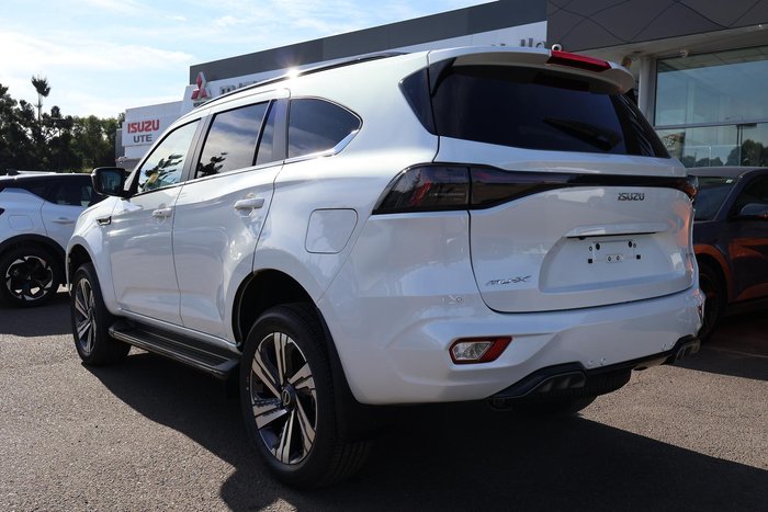 2026 Isuzu MU-X LS-T