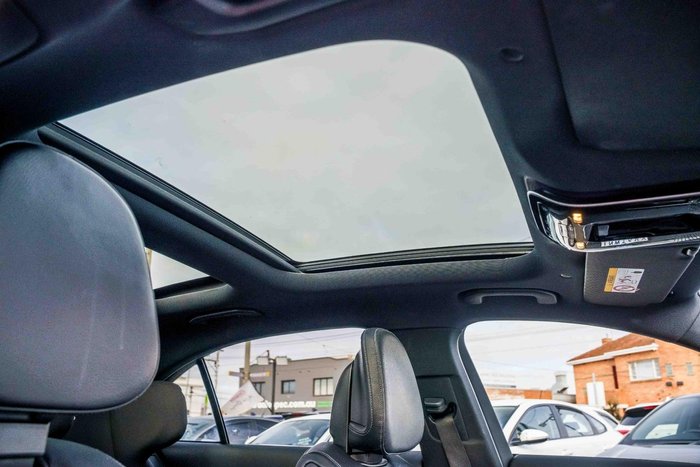 2022 Mercedes-Benz C-Class C300