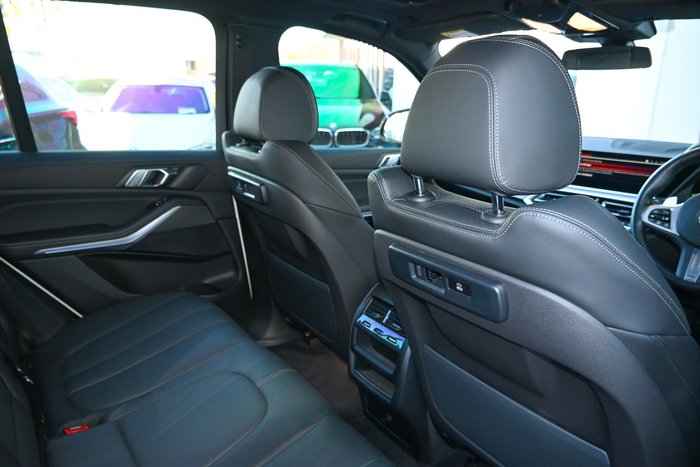 2022 BMW X5 xDrive40i M Sport