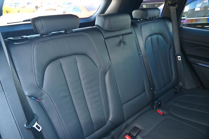 2022 BMW X5 xDrive40i M Sport