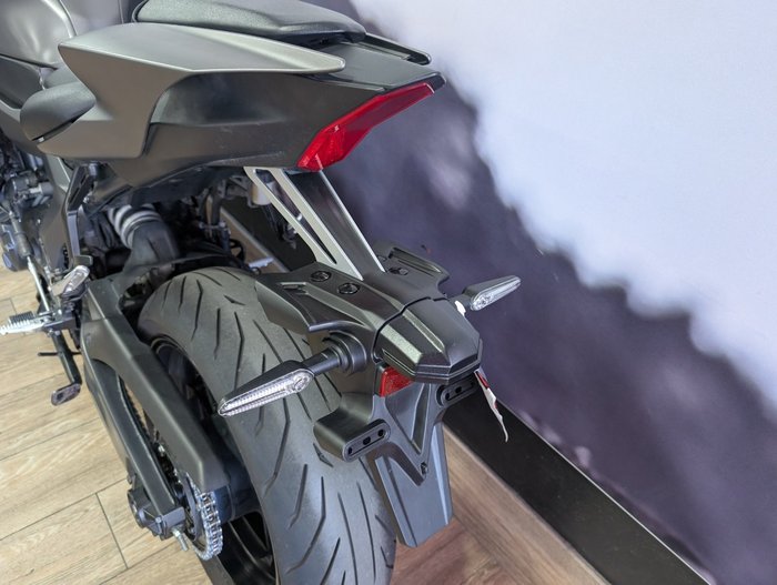 2024 Yamaha YZF-R7LA GREY