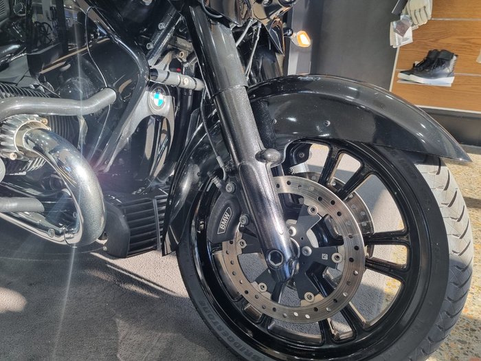 2022 BMW Motorrad R 18 B Black