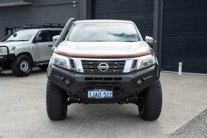 2017 Nissan Navara ST