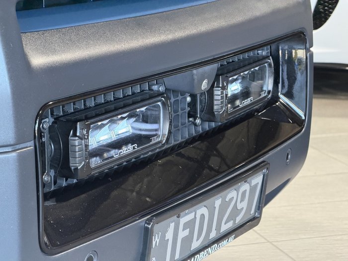 2020 Land Rover Defender 110 P400 HSE