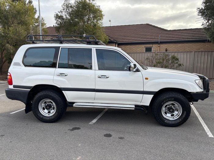 2000 Toyota Landcruiser GXL