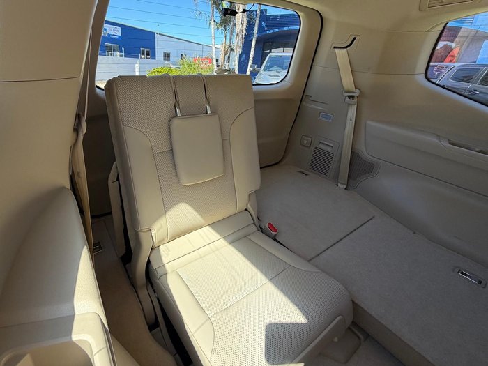 2023 Toyota Landcruiser VX