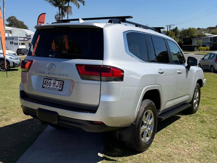 2023 Toyota Landcruiser VX