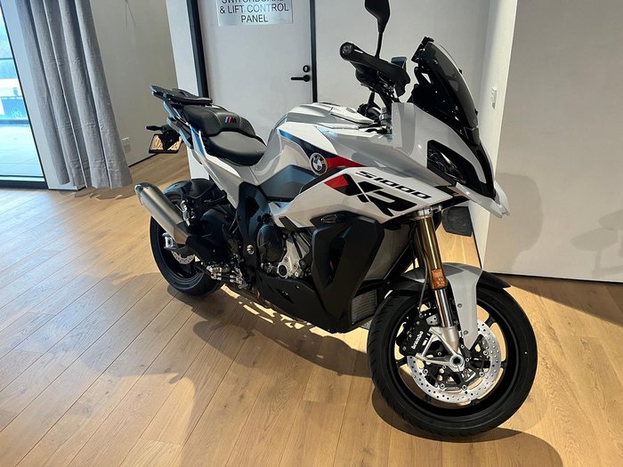 2026 BMW