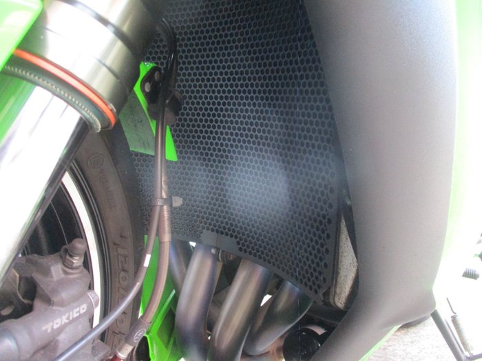 2011 Kawasaki ZX-10R (ZX1000 NINJA) GREEN