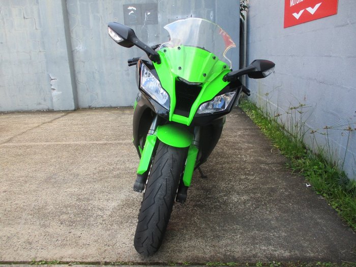 2011 Kawasaki ZX-10R (ZX1000 NINJA)
