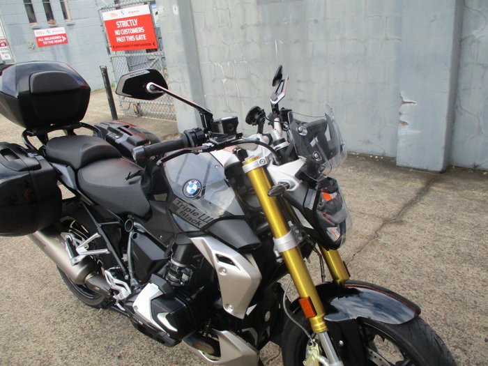 2023 BMW Motorrad R 1250 R TRIPLE BLACK BLACK