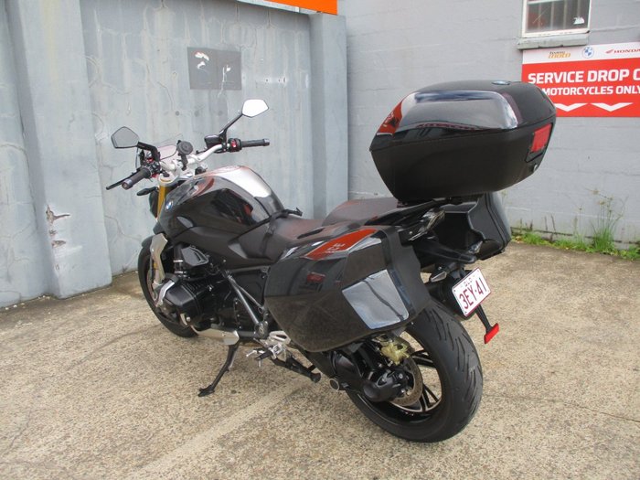2023 BMW Motorrad R 1250 R TRIPLE BLACK BLACK