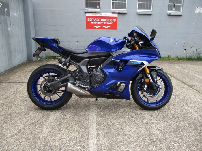 2025 YAMAHA
