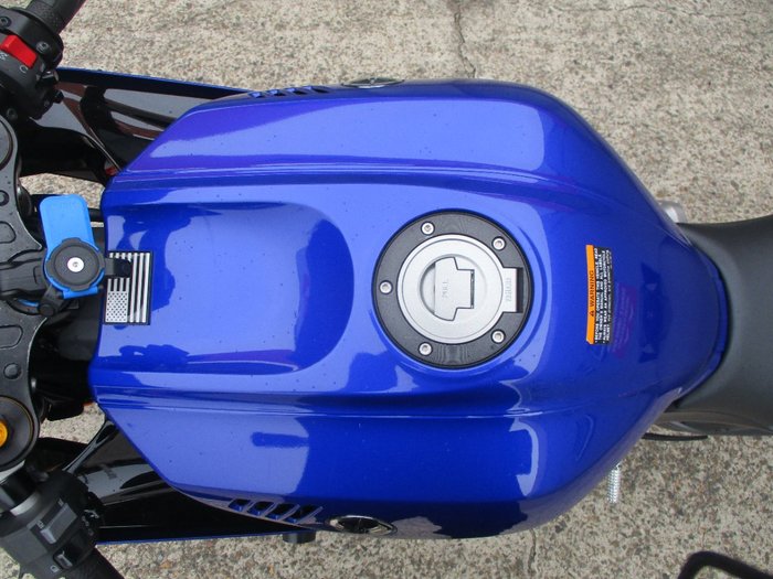 2025 YAMAHA YZF-R7LA BLUE