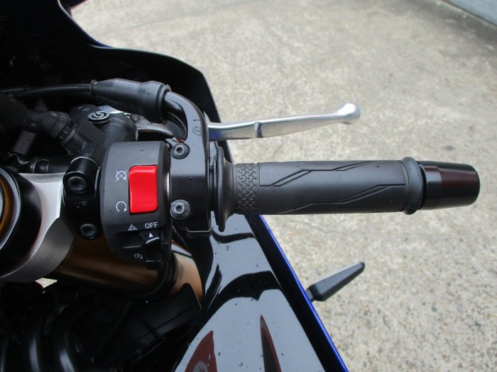 2025 YAMAHA YZF-R7LA BLUE