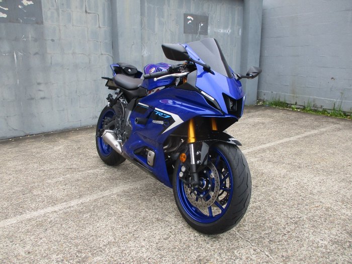 2025 YAMAHA