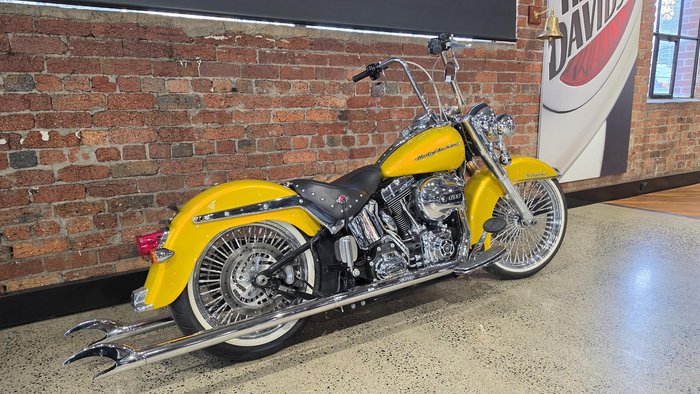 Harley-Davidson Heritage Softail Classic 1690 (FLSTC) Softail