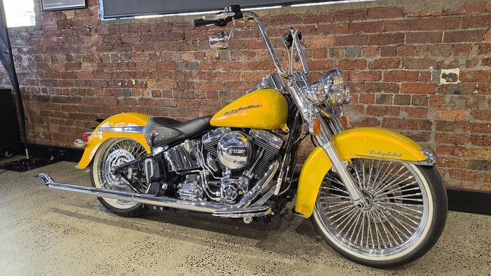 Harley-Davidson Heritage Softail Classic 1690 (FLSTC) Softail