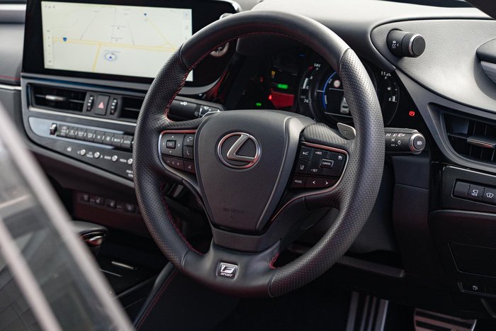 2025 Lexus ES 300h F Sport