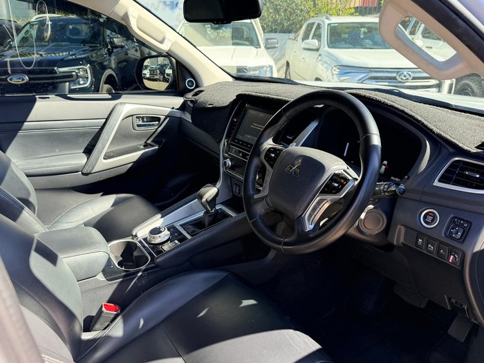 2023 Mitsubishi Pajero Sport GSR