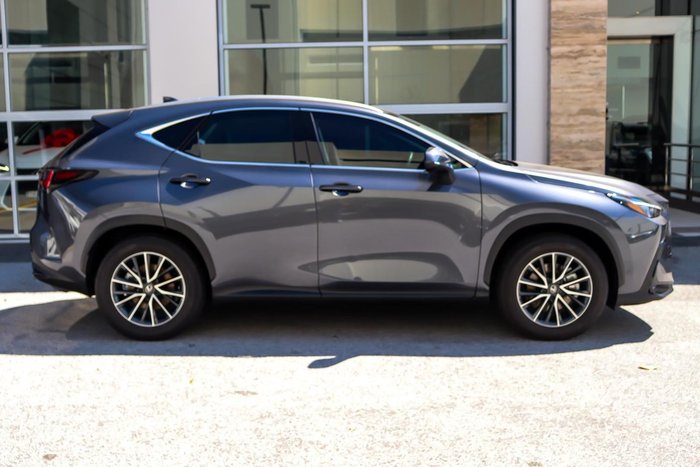 2025 Lexus NX 350h Luxury
