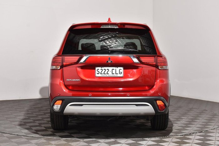 2021 Mitsubishi Outlander LS