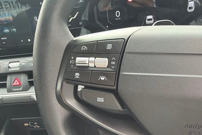 2025 Kia K4 Sport