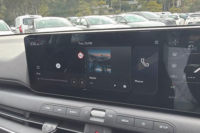 2025 Kia K4 Sport