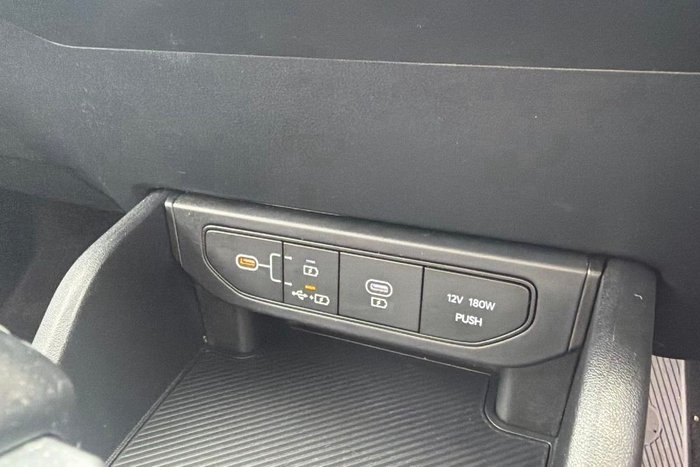2025 Kia K4 Sport