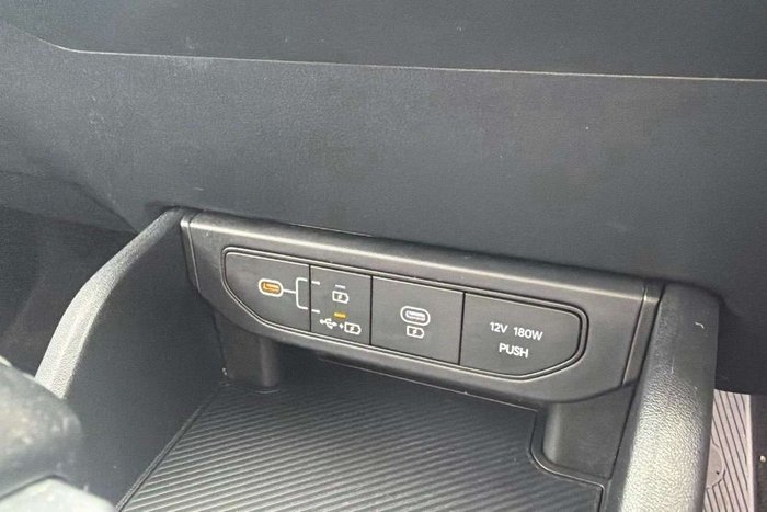 2025 Kia K4 Sport