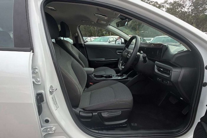 2025 Kia K4 Sport