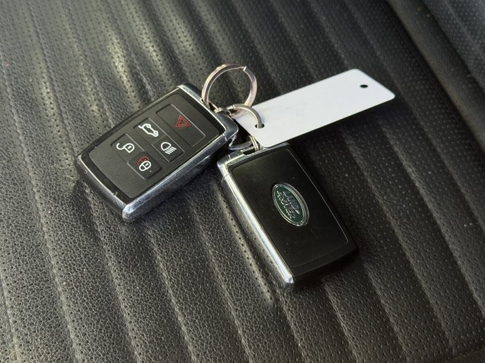 2021 Land Rover Discovery D300 R-Dynamic SE