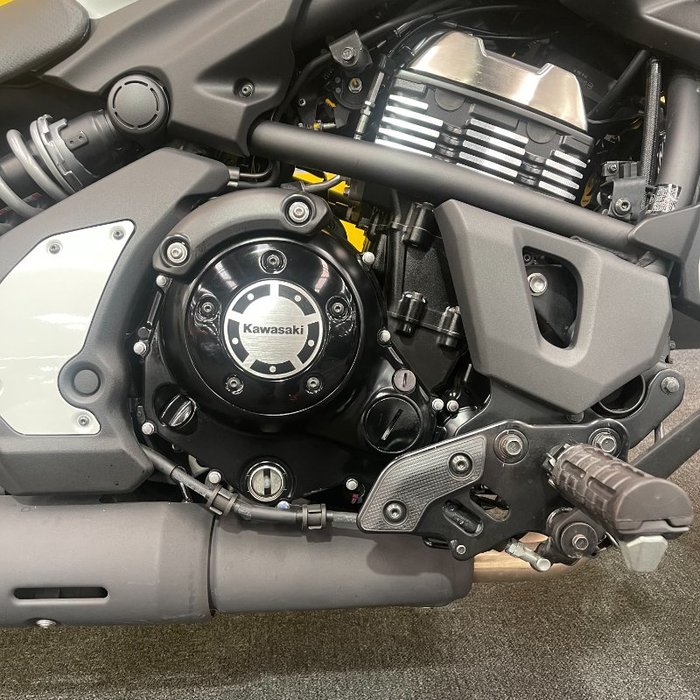 2021 Kawasaki VULCAN S (EN650D LAMS) White